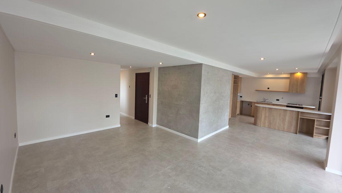 Foto de En venta departamento a estrenar de 4 ambientes con cochera doble y, imagen 5