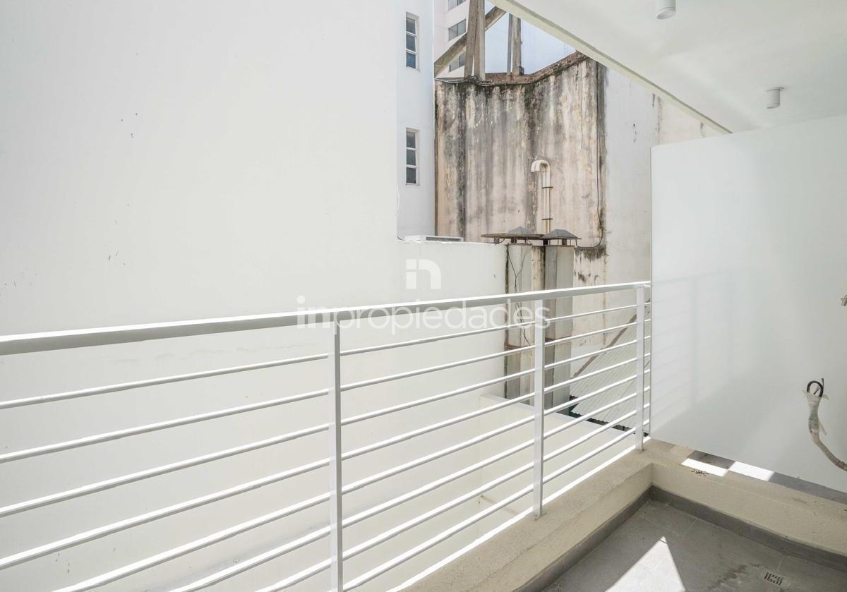 Venta - Departamento 2 Ambientes 52 m² Apto Profesional en Pleno Centro Porteño - Centro 1