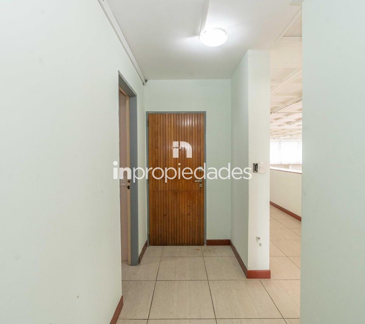 Gran Oficina de 250 m² Piso Alto en Montserrat a m de La 9 de Julio - Venta 1