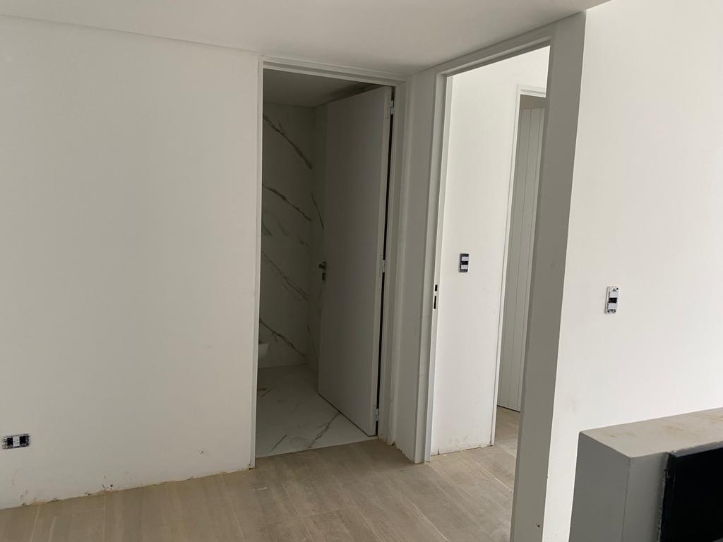 Foto de Puerto Madero - Excelente 2 Ambientes Vista Jardin - Suite - Venta, imagen 2