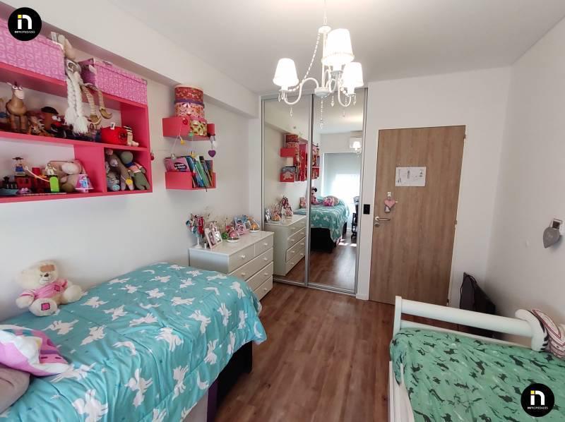Espectacular 4 Ambientes con 2 Cocheras y Baulera en La Mejor Zona de Villa Urquiza - Venta 3