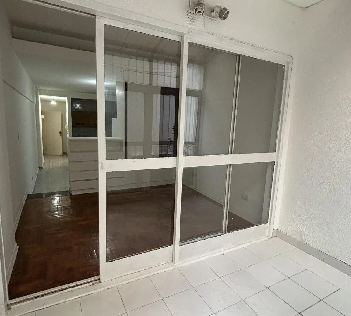 CAÑITAS-Monoambiente divisible con Patio muy luminoso! VENTA 4