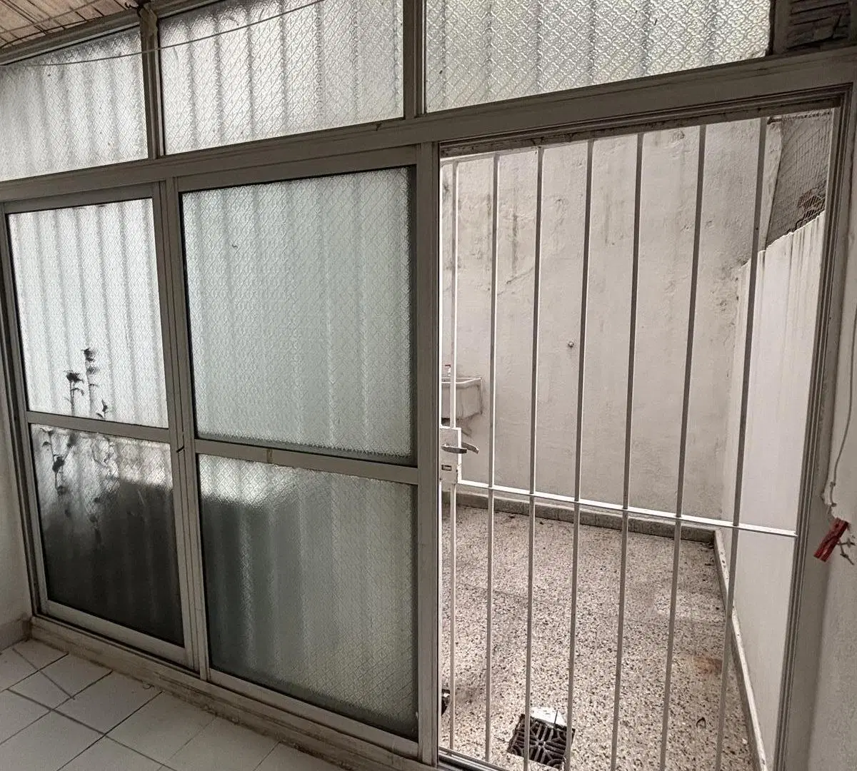 CAÑITAS-Monoambiente divisible con Patio muy luminoso! VENTA 3