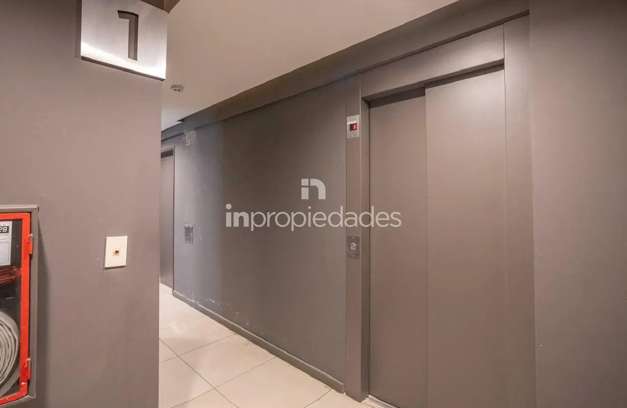 HERMOSO 2 AMBIENTES CON PATIO Y BALCON DE 59M2-PATERNAL 3