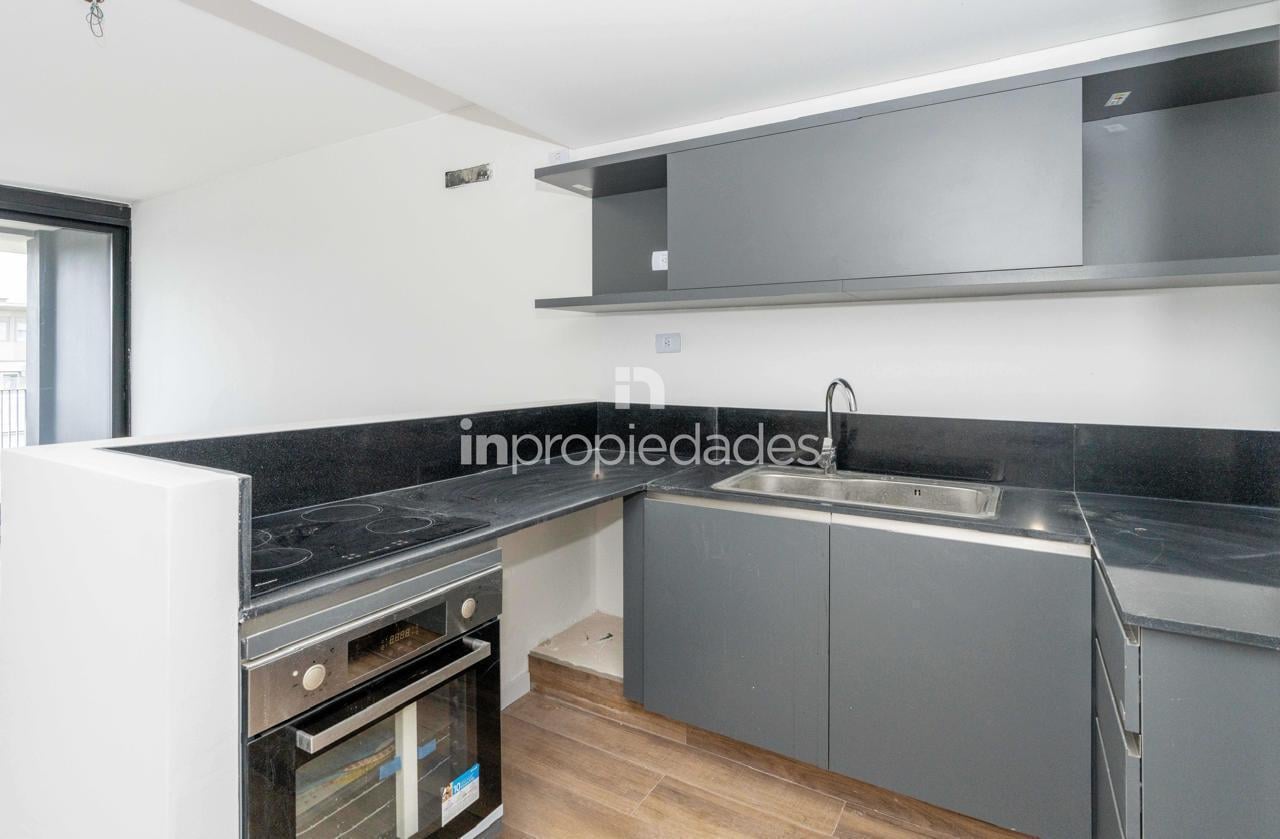 Foto de 2 ambientes (suite) 70m2 cochera balcon frente y contrfrente! ALQUILER, imagen 3