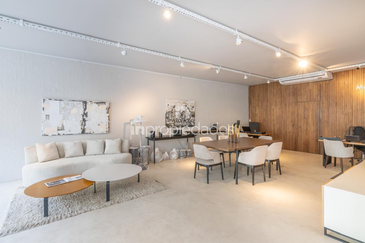 Foto de Increible local 2 pisos en esquina 350m2 Lumiere Boulevard! ALQUILER, imagen 2