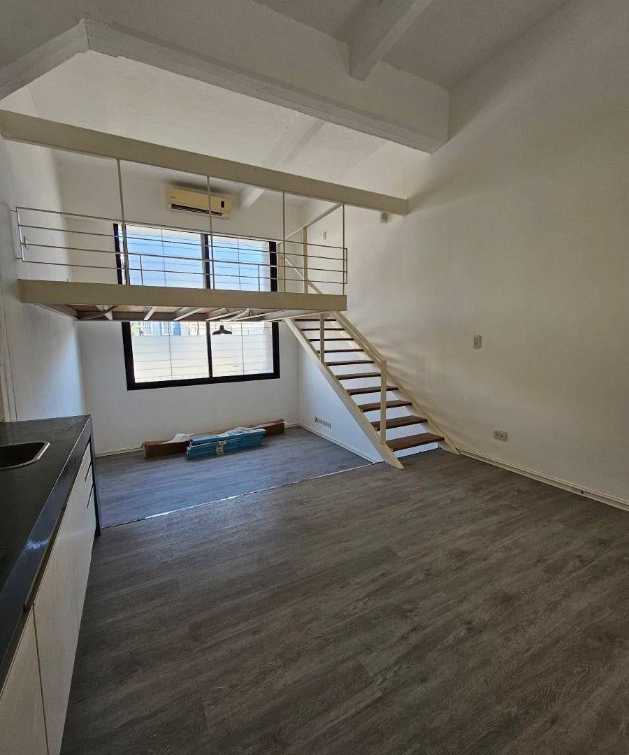 Foto de Departamento tipo Loft 2 Ambientes en Alquiler - Villa Sarmiento, imagen 1