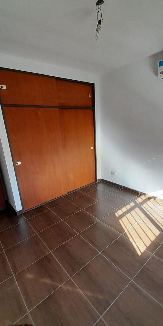 Foto de Triplex en Chacabuco 1196 en muy buen estado, imagen 3