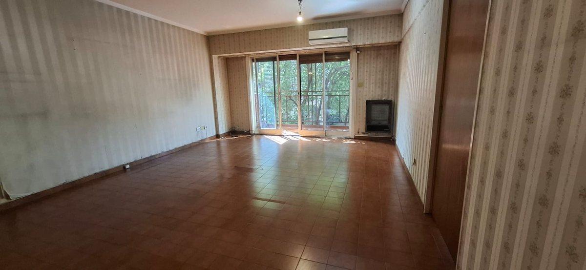 Caballito - Venta 3 Ambientes con Balcon y Patio 1