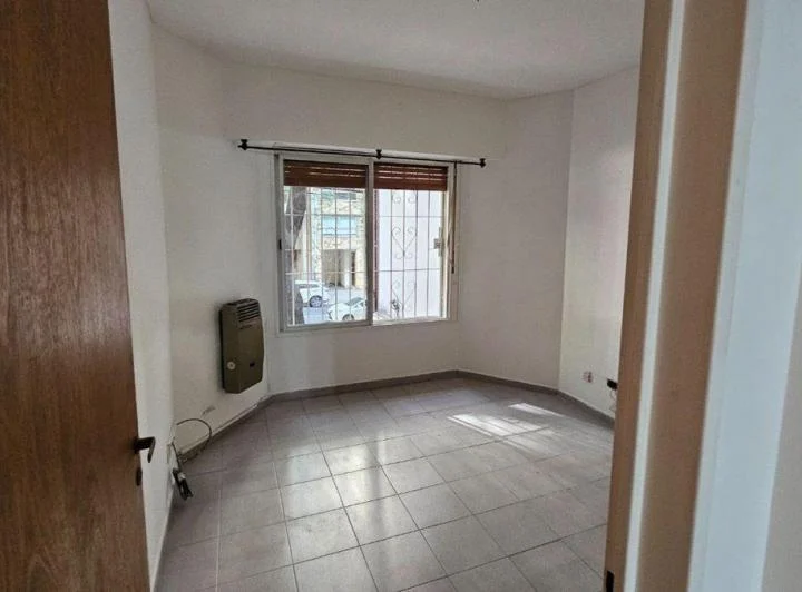 2 ambientes amplio con balcon en Pedro Goyena 5