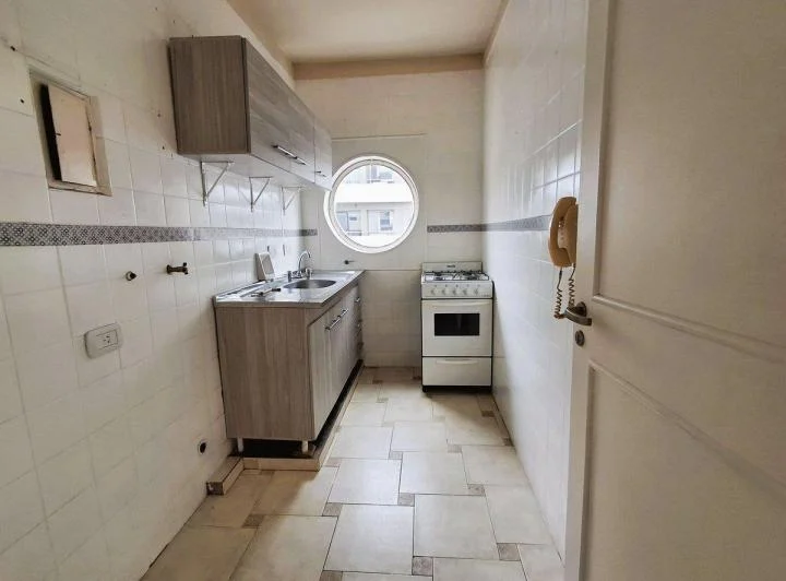 DEPARTAMENTO 2 AMBIENTES EN ALQUILER - BELGRANO R 5