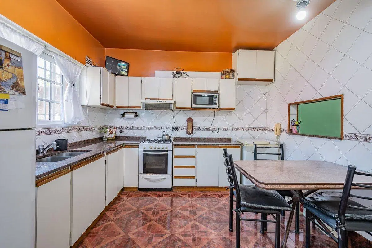 Venta Casa en  Lomas de Zamora 5