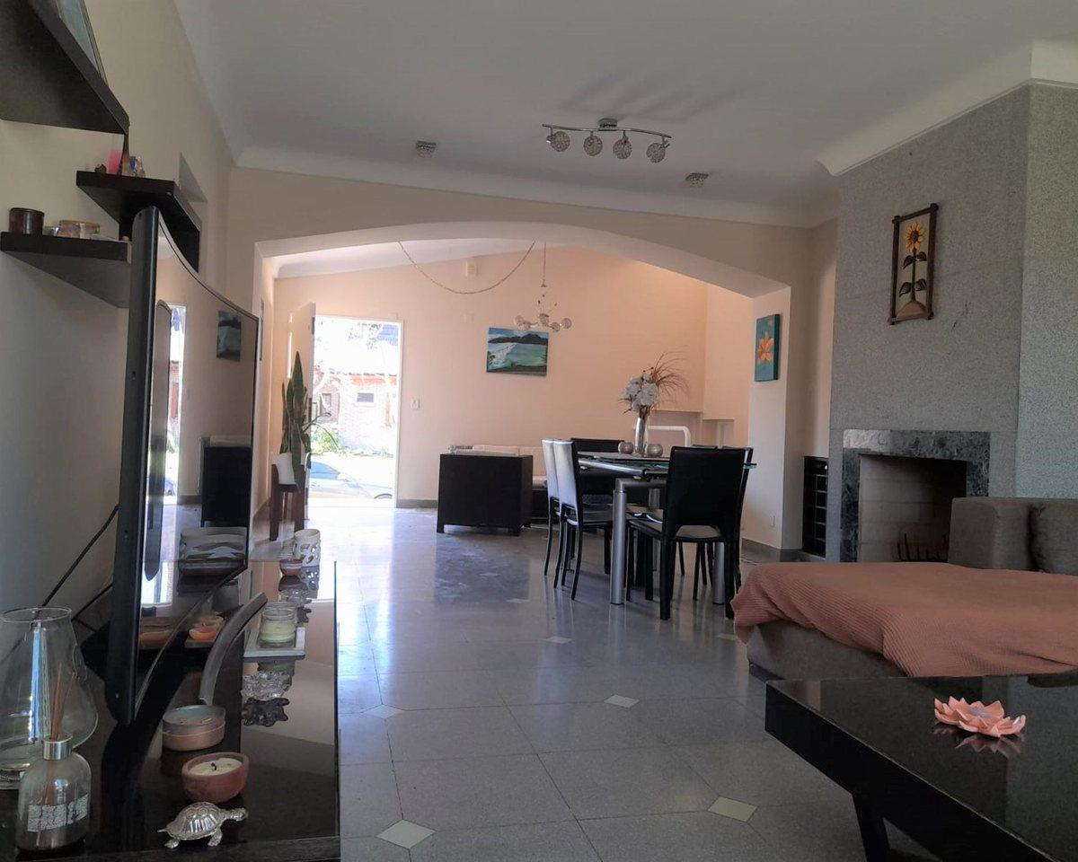 VENTA CASA PILAR COUNTRY CHAMPAGNAT, ÚNICA