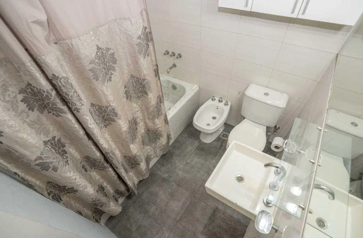 VENTA DEPARTAMENTO  3 AMB CON PATIO RECOLETA 2
