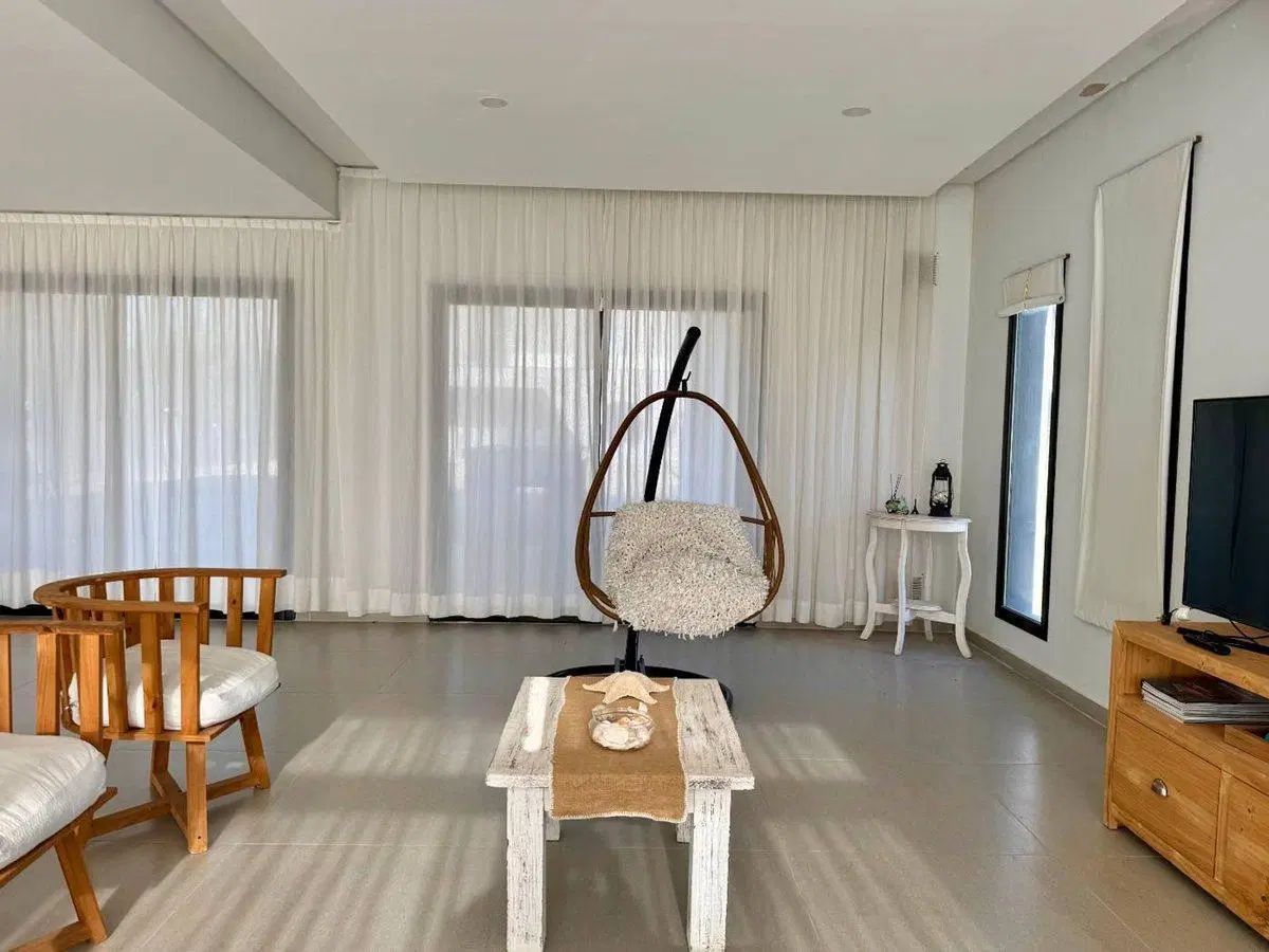 Casa en venta 4 amb. Lagoon 3