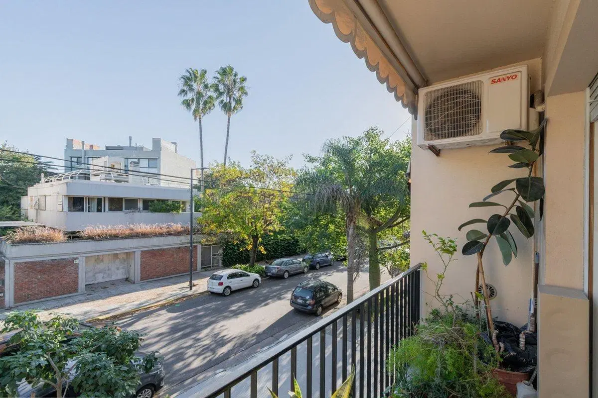 VENTA DEPARTAMENTO 5 AMBIENTES CON COCHERA RIVER 4