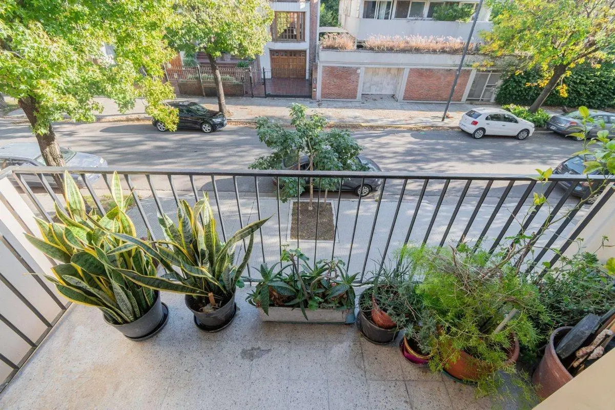 VENTA DEPARTAMENTO 5 AMBIENTES CON COCHERA RIVER 2