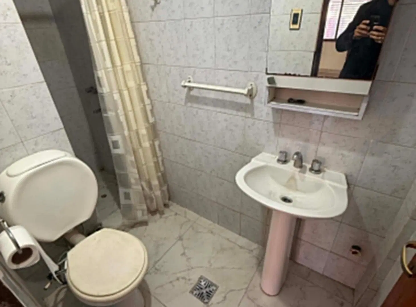 VENTA PH 2 AMBIENTES EN MERLO 2