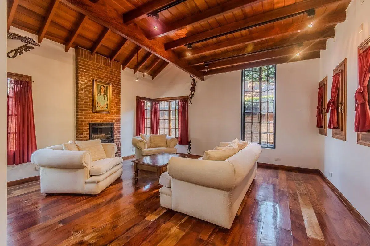 VENTA EXCELENTE CASA EN ESQUINA EN CIUDAD JARDIN 4