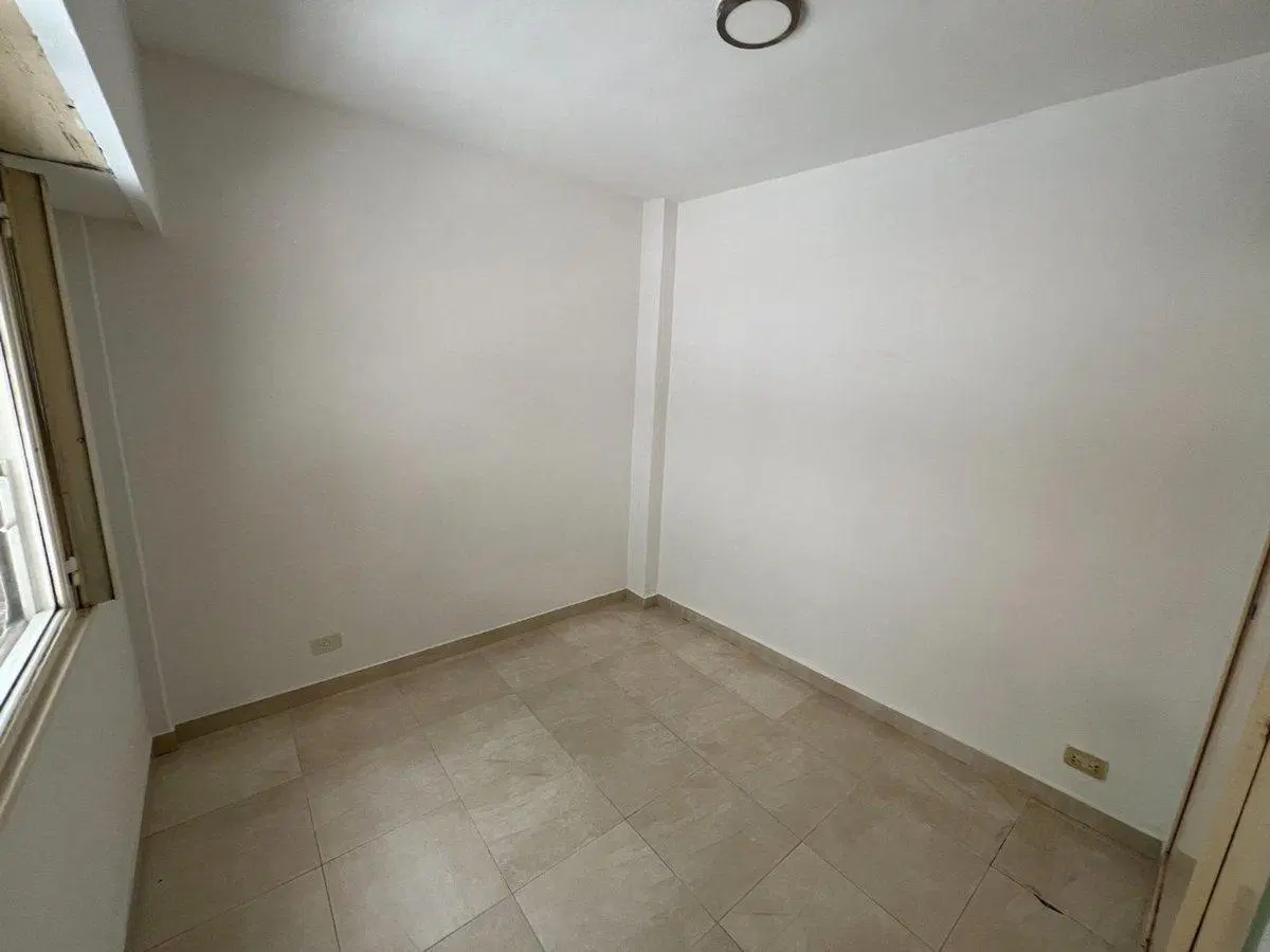 VENTA DEPARTAMENTO 2 AMBIENTES EN BARRIO NORTE 5