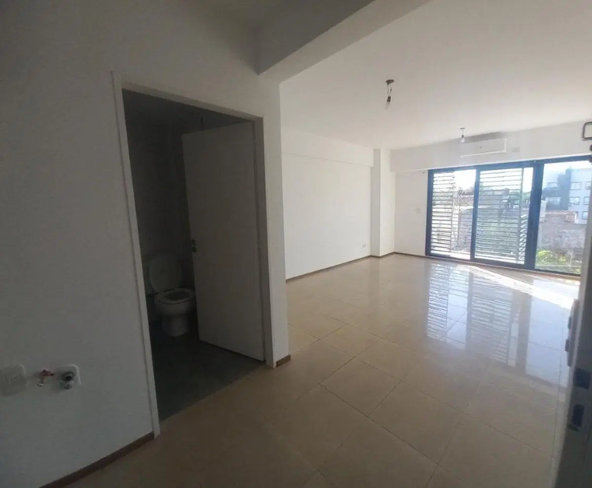 Monoambiente Balcon y Cochera- Venta-Villa Urquiza 2
