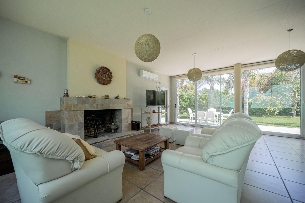 VENTA CASA 4 AMB B. CERRADO PILAR APTO CREDITO