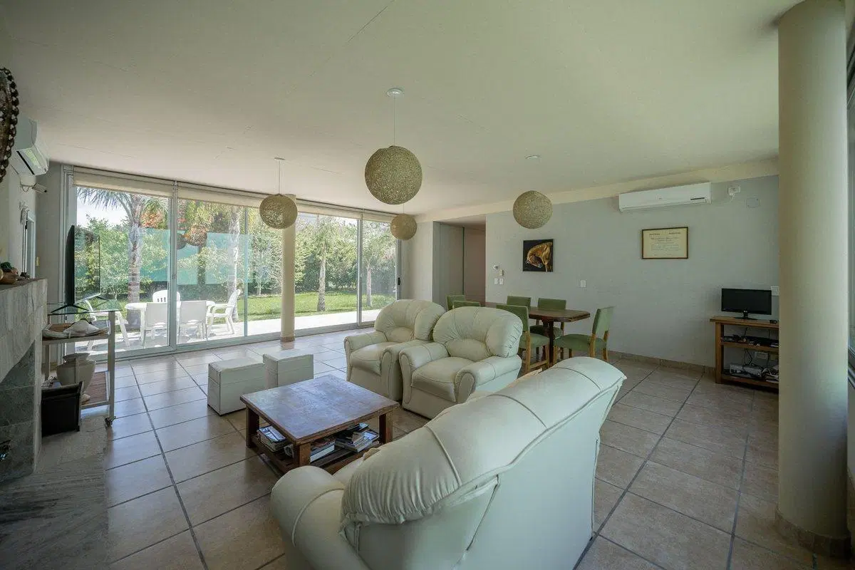 VENTA CASA 4 AMB B. CERRADO PILAR APTO CREDITO 2