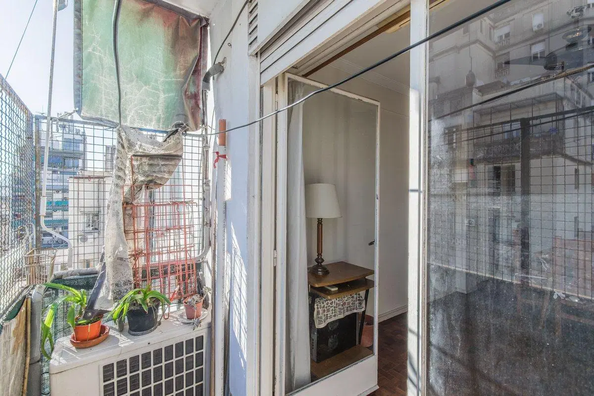 VENTA DEPARTAMENTO TRES AMBIENTES CON BALCON 5