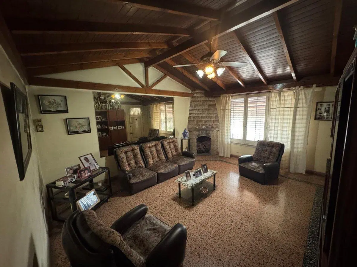 CHALET 3 AMB + PATIO Y DPTO EN P.A. LONGCHAMPS 5