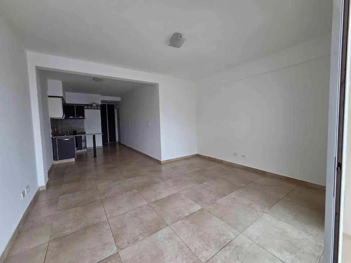VENTA MONOAMBIENTE BALCÓN PISO ALTO APTO CREDITO 4