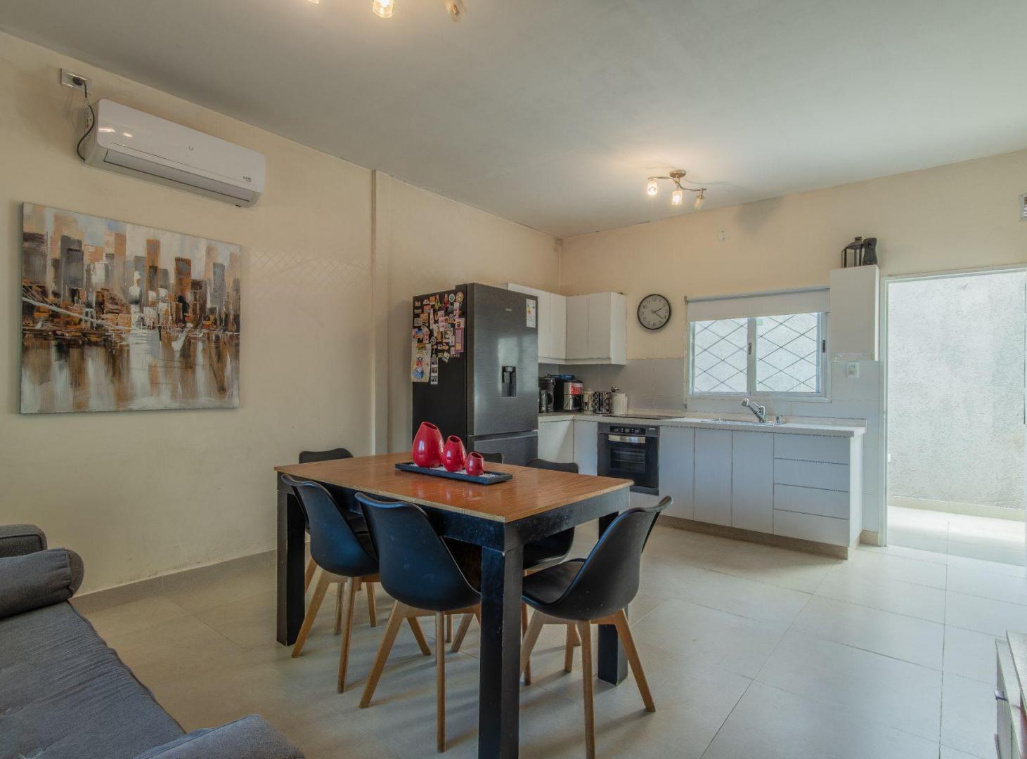Venta casa 3 amb con jardin y quincho Ituzaingó