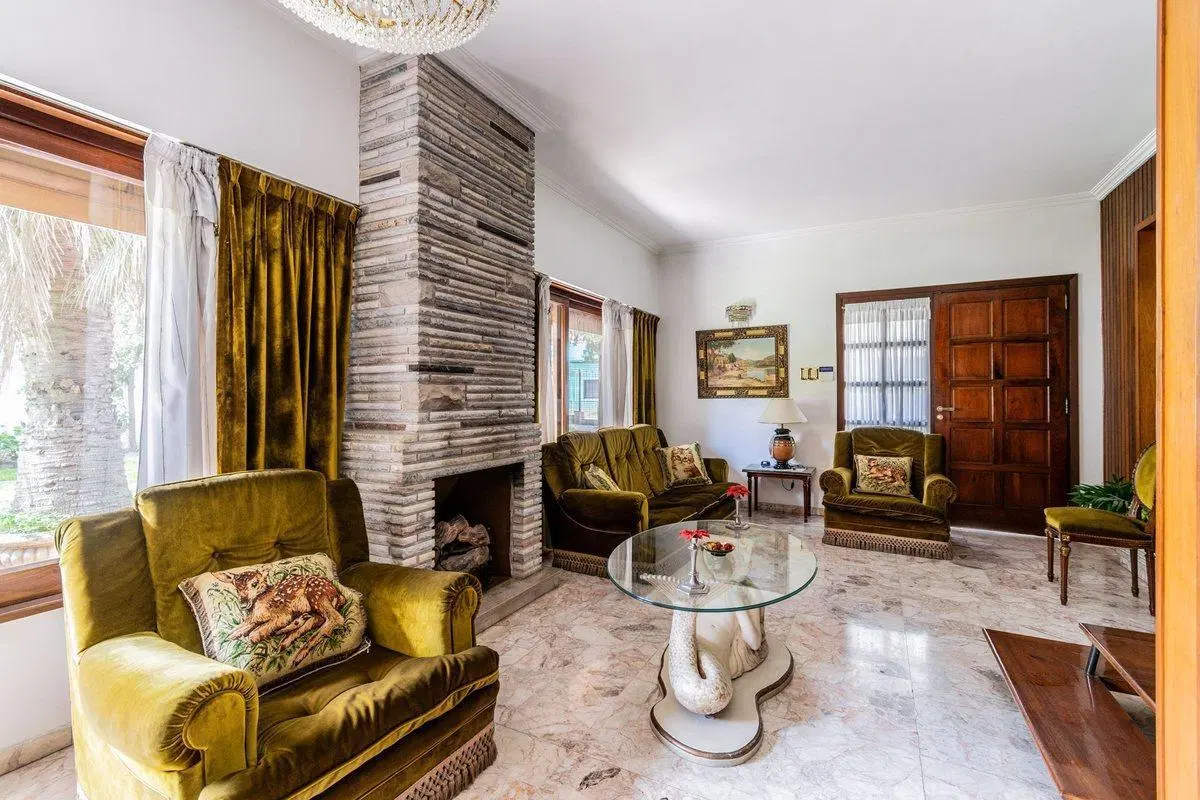 VENTA CASA EN QUILMES – PARQUE, QUINCHO Y COCHERA 2