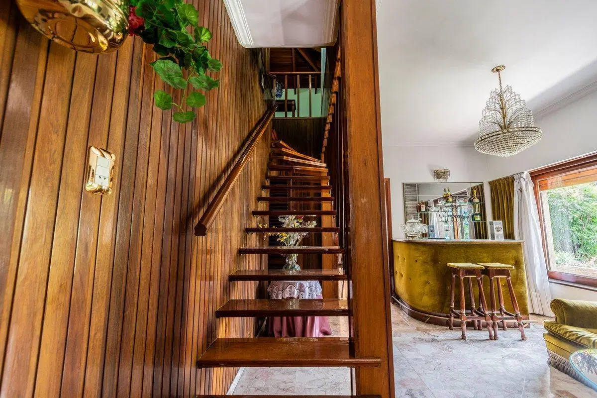VENTA CASA EN QUILMES – PARQUE, QUINCHO Y COCHERA 3