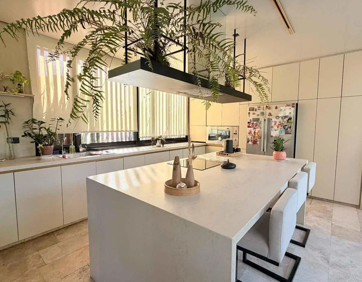 CASA EN VENTA - LAS GOLONDRINAS Bo CERRADO, HUDSON 3