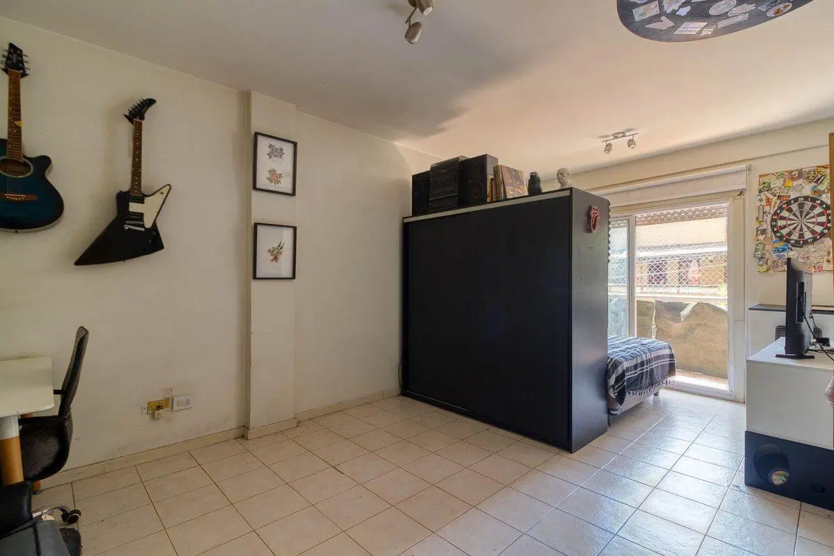 VENTA MONOAMBIENTE CON BALCON EN FLORES 4