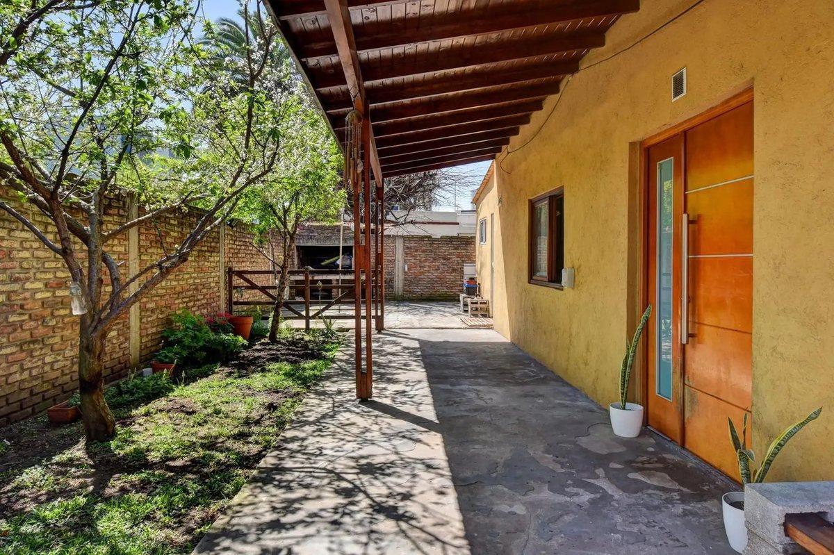 Venta PH 5/6 Ambientes con Jardín y Parrilla