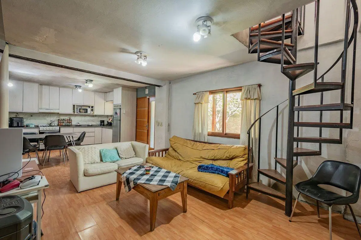 Venta PH 5/6 Ambientes con Jardín y Parrilla 3