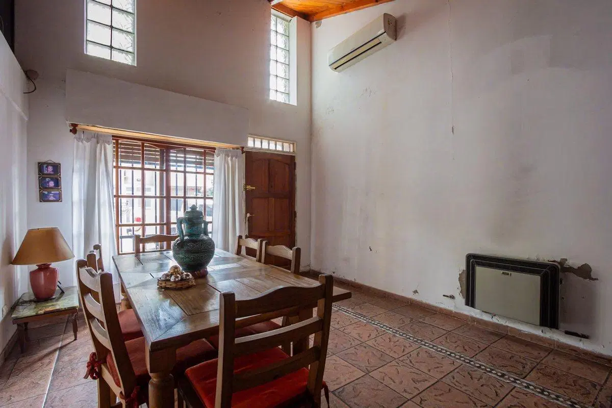 PH en VENTA, FLORES, cocheras y terraza S/expensas 4