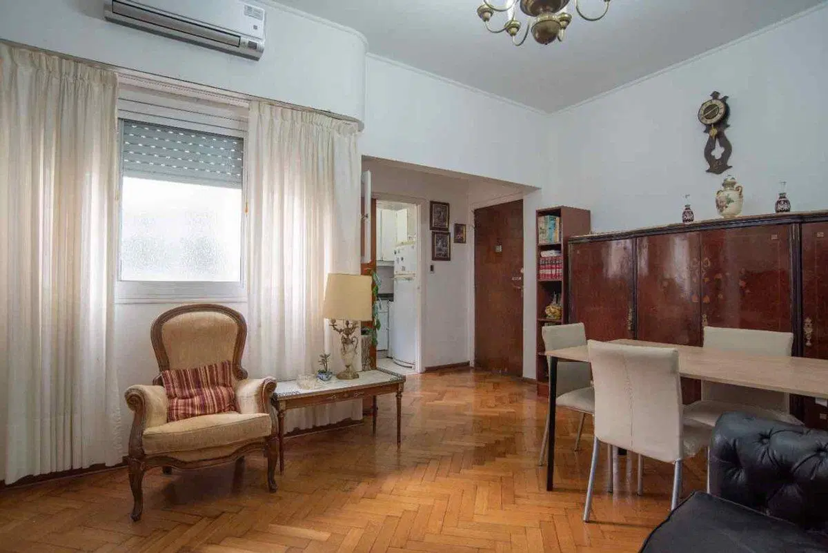 Venta 2 Ambientes Caballito con Baulera 3