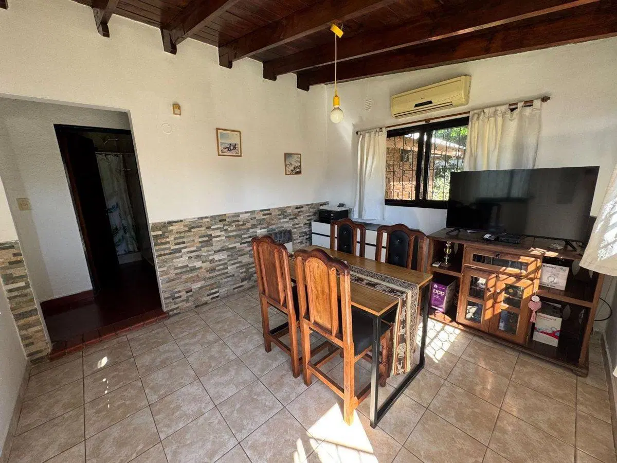 VENTA CASA CON PILETA EN VENTA - GARÍN CENTRO 5