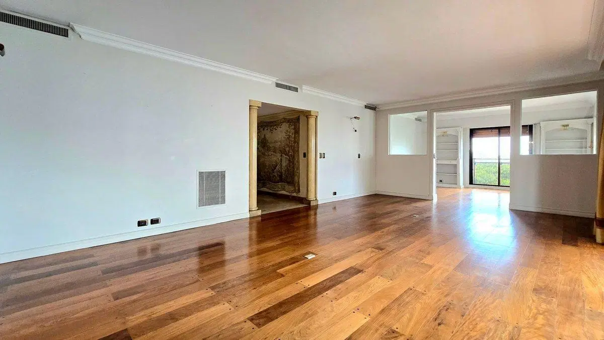 VENTA DEPARTAMENTO SEMIPISO 5 AMBIENTES EN RETIRO 5