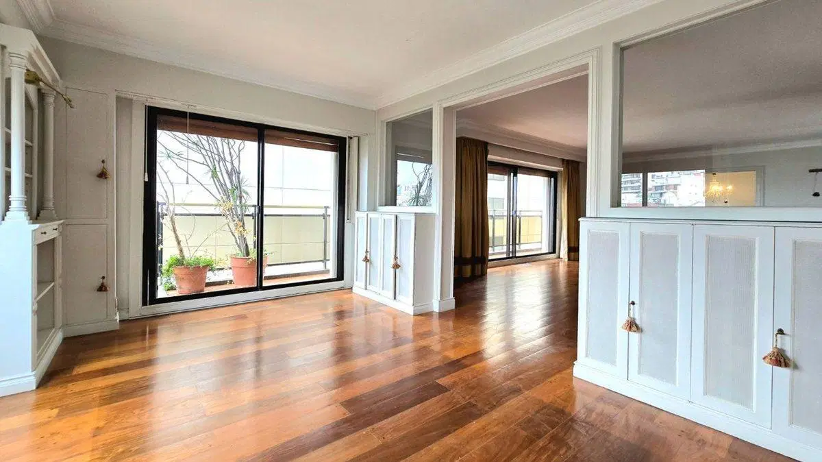 VENTA DEPARTAMENTO SEMIPISO 5 AMBIENTES EN RETIRO 4