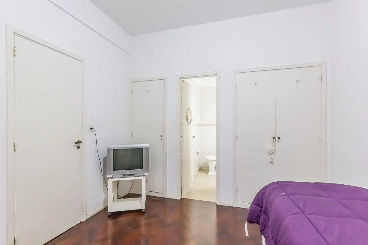 Departamento a la venta de 2 ambientes en Recoleta 4