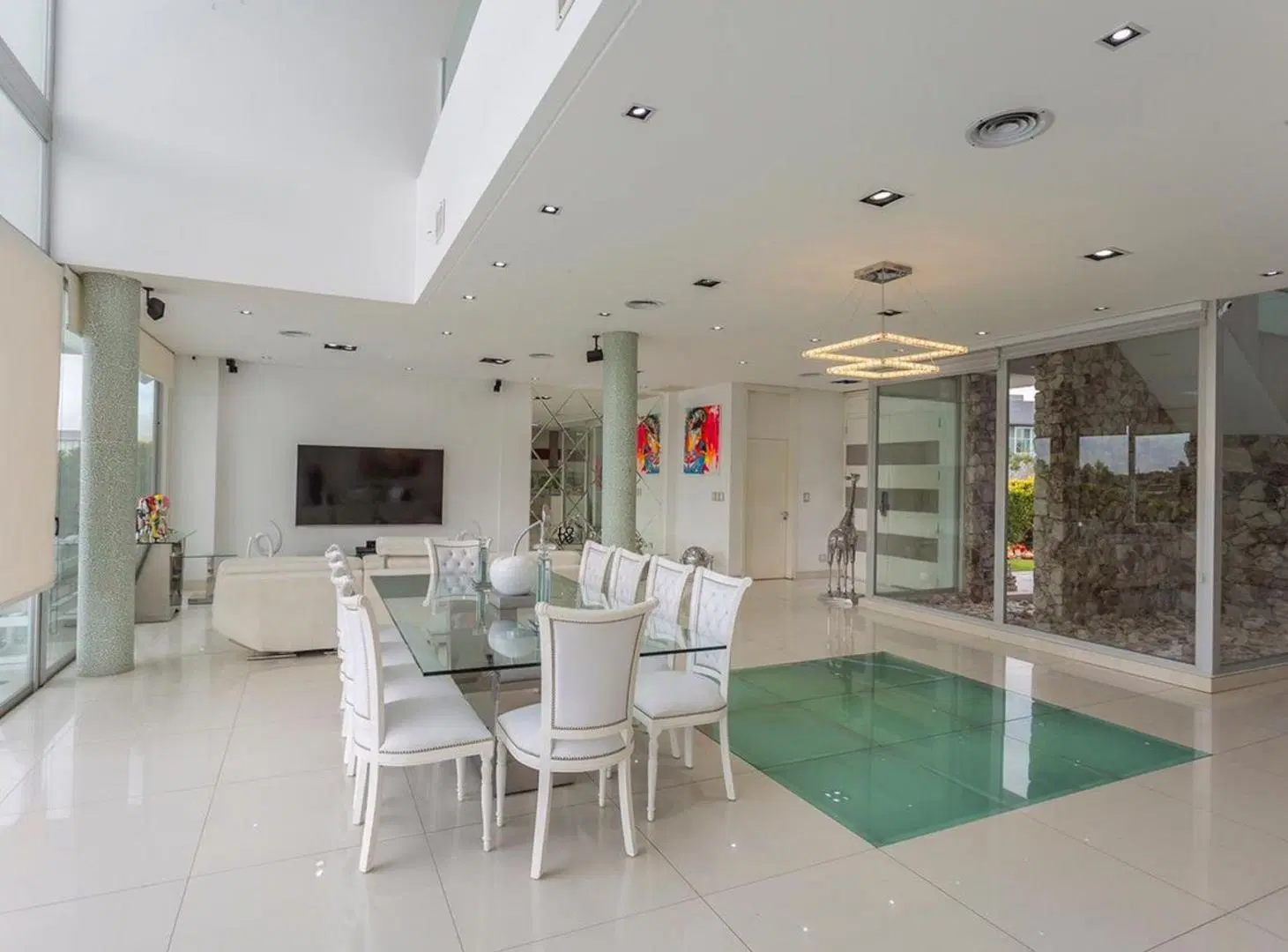 Venta Casa a la Laguna Nuevo Quilmes con  Piscina 5