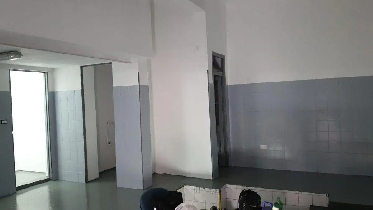 VENTA LOCAL COMERCIAL  EN ESQUINA 5