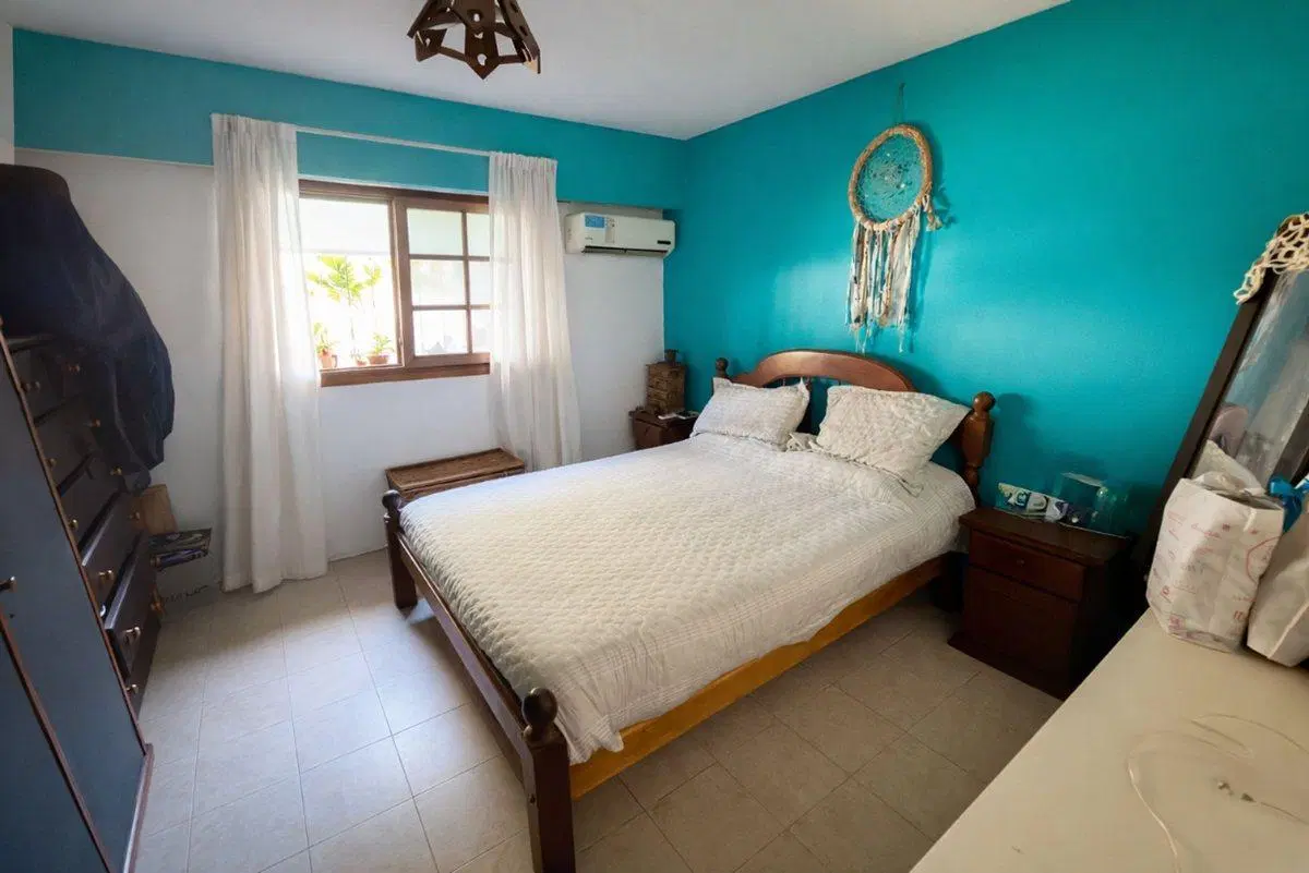 VENTA CASA C/ PARQUE Y GARAGE BURZACO/ADROGUE 4