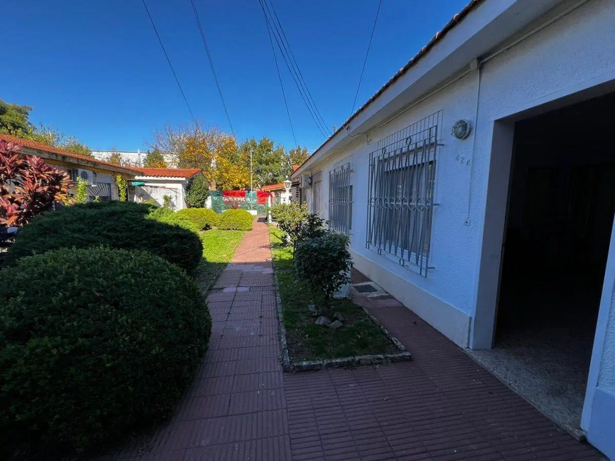 Venta Casa 3 Ambientes en V. Granaderos–San Martin 2