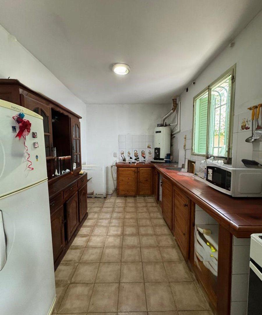 Foto de CASA 3 AMBIENTES DOBLE LOTE 564m2 LONGCHAMPS, imagen 4