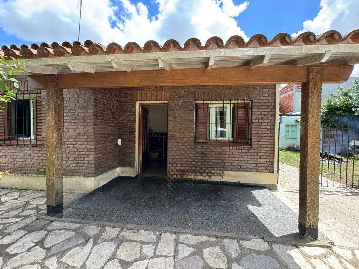 CASA 3 AMBIENTES DOBLE LOTE 564m2 LONGCHAMPS 5