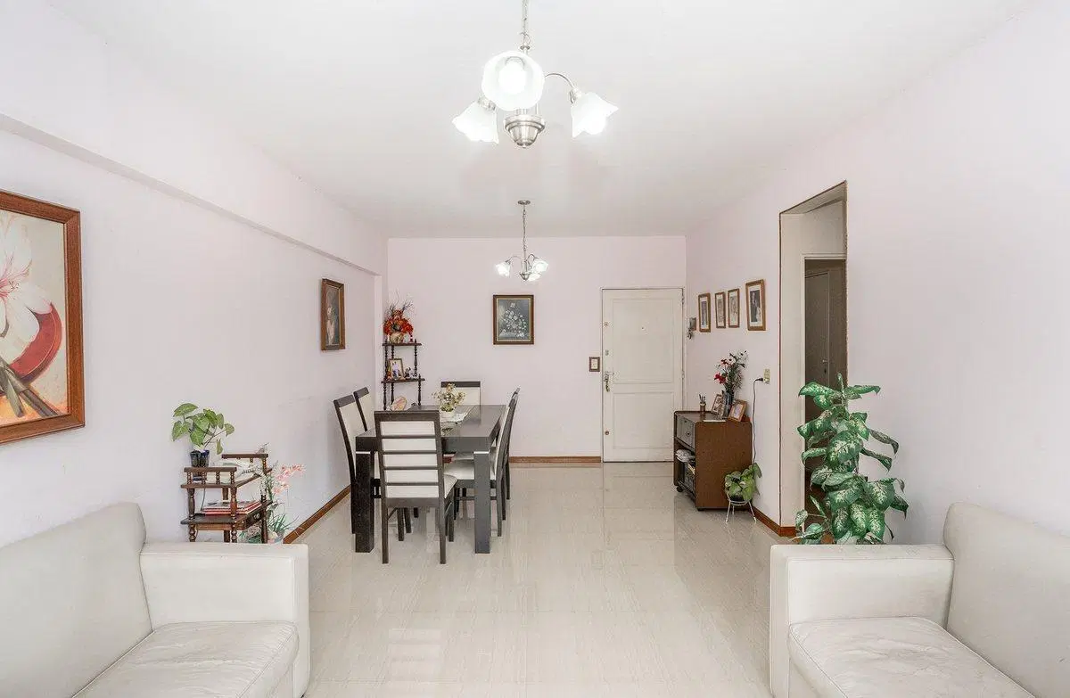 VENTA DEPARTAMENTO 4 AMBIENTES CON BALCON  COCHERA 5